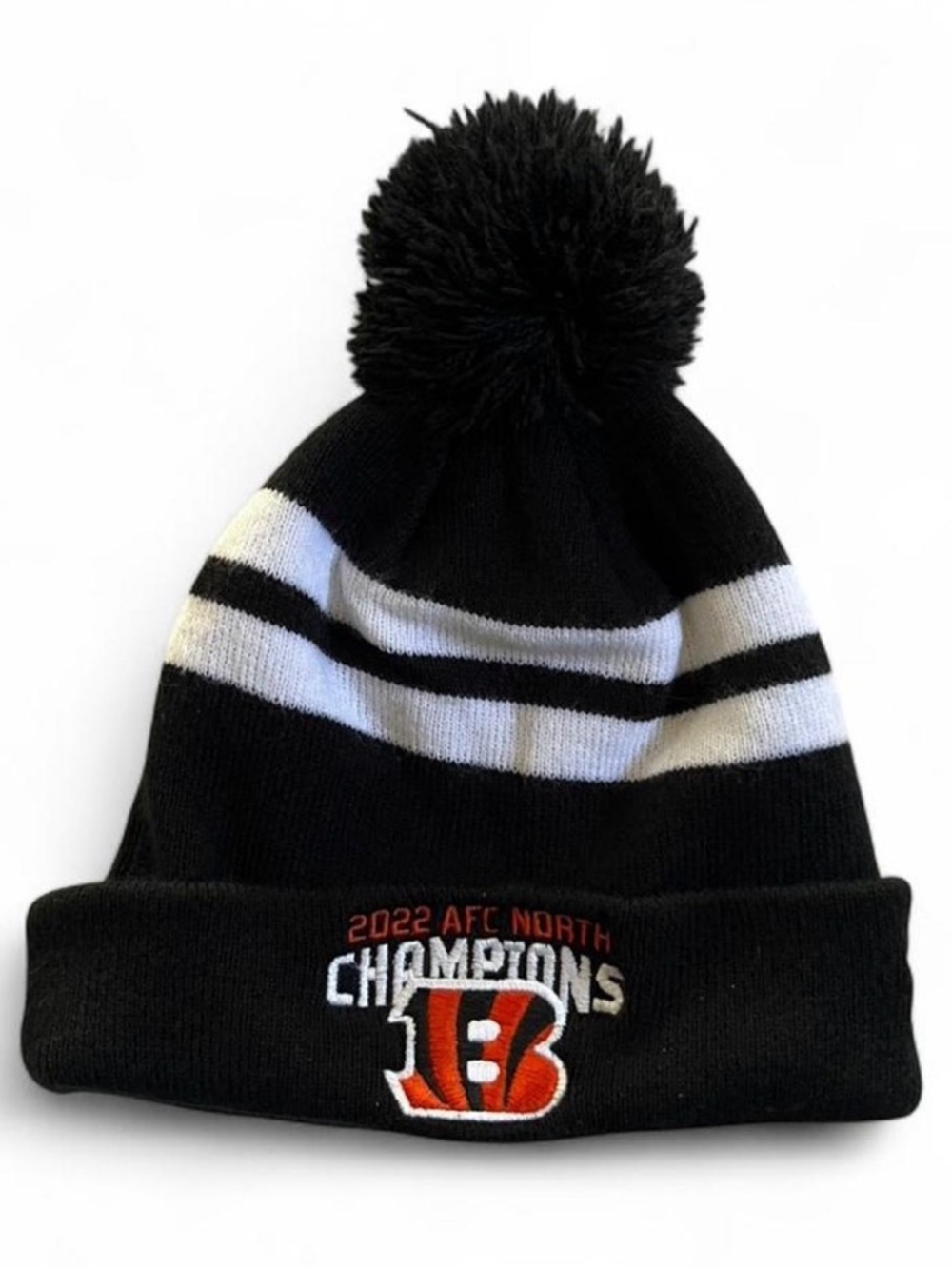 New Era Black and White Cincinnati Bengals 2022 AFC North Champions Pom Beanie